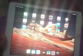 Ipad 6th generation 128gb pta approved by Boom Spank