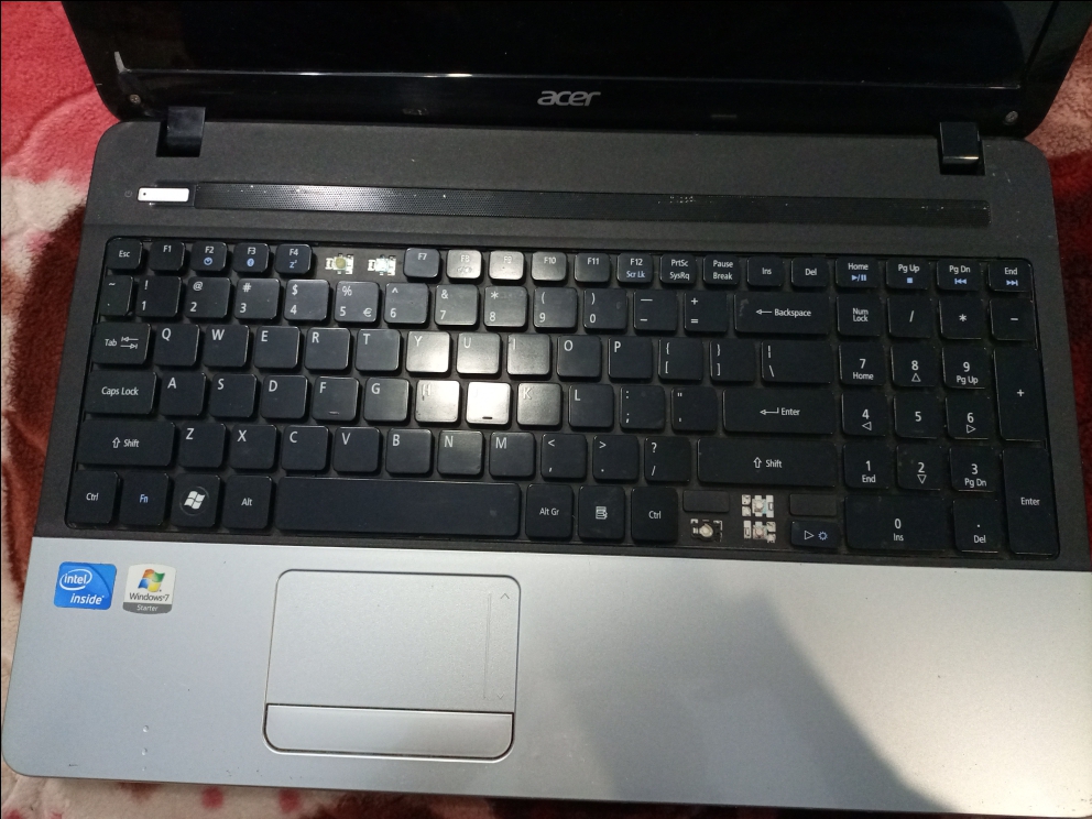 Celoron Generation 821 powerful LAPTOP by Naveedabbas Malik947