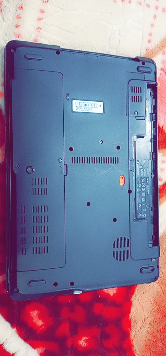 Celoron Generation 821 powerful LAPTOP by Naveedabbas Malik947