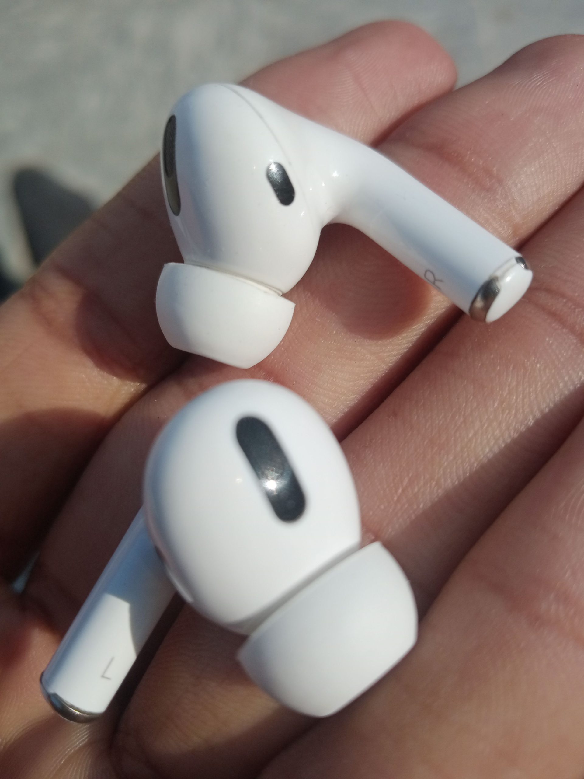 Airpods by Hamid Raza