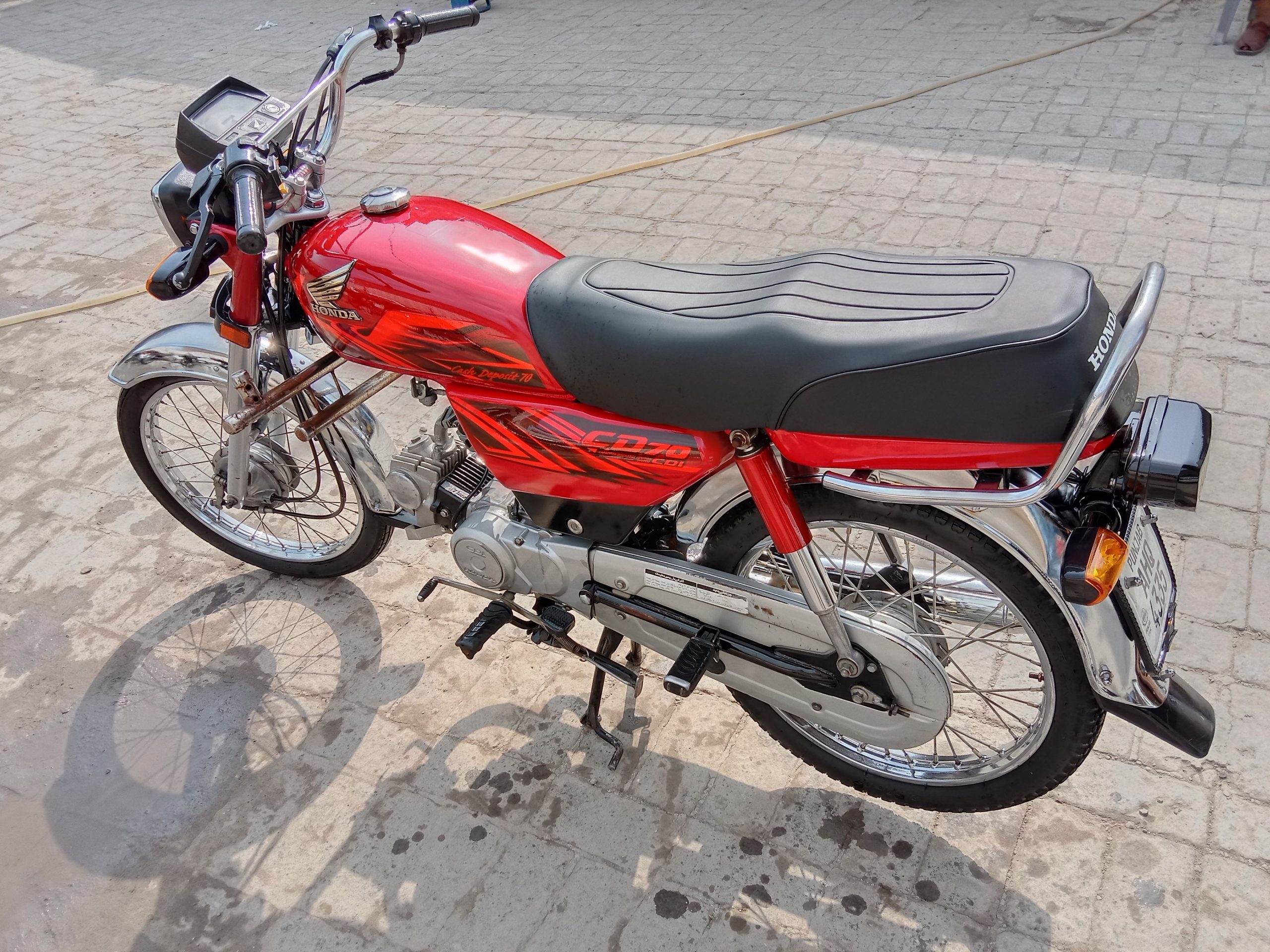 Honda 70cc bike 2021 model one hand use by Hamza Tahir