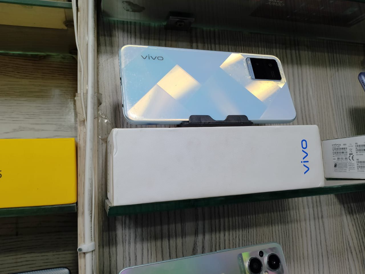 Redme, Vivo, Tecno, Infinix mobile are available by Adeel Warsi Qadri 3