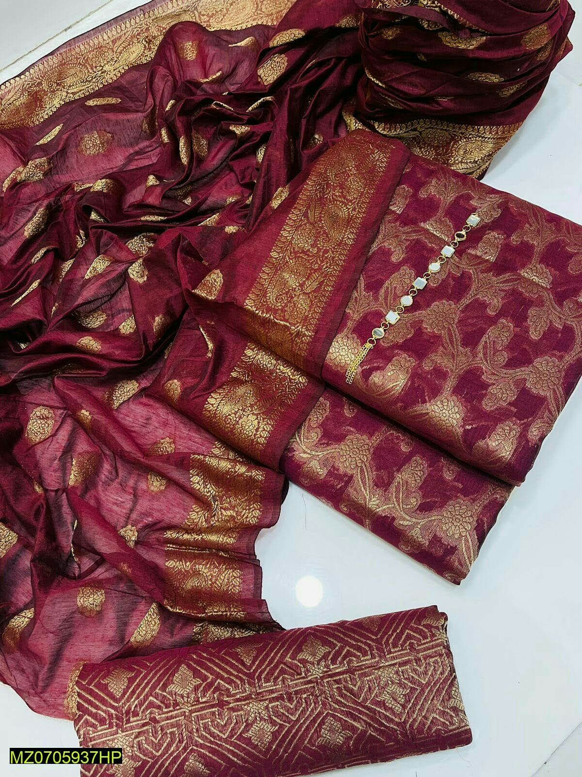 Women unstiched cloth by Aqsa Siddique