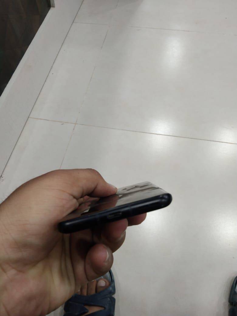 One plus 9 pro 12 256 dual sim patch approved by Tayyab King