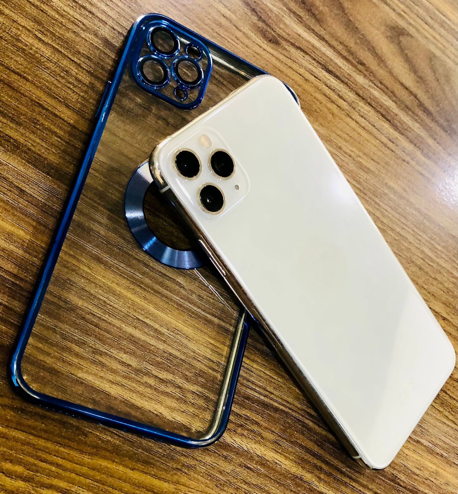 Iphone 11 pro max 64 gm water pack non pta for sale. by Muhammad Rashid Chaudhary