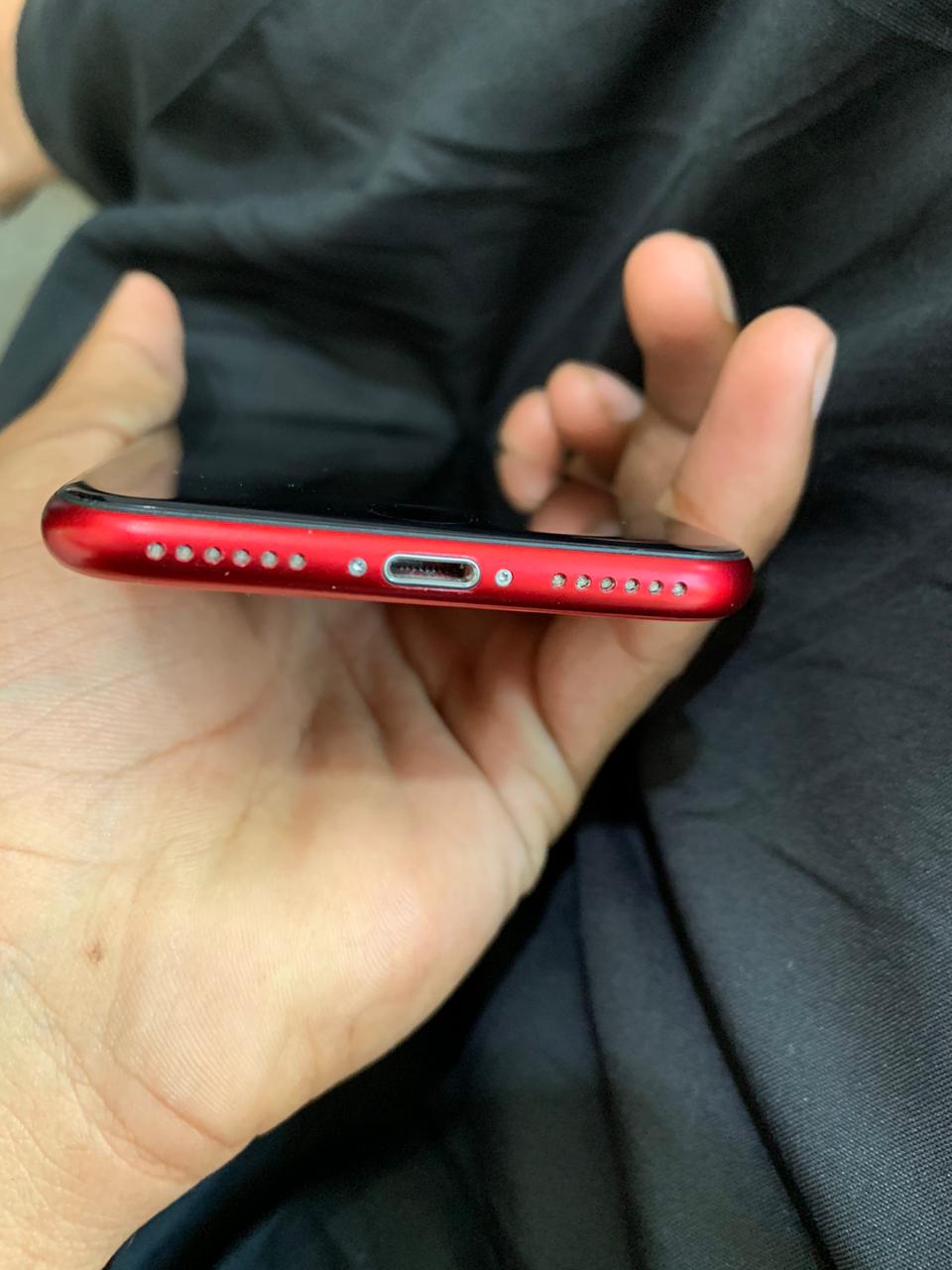 iPhone SE 2020 Waterpack by Shabeer Shah