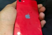 iPhone SE 2020 Waterpack by Shabeer Shah