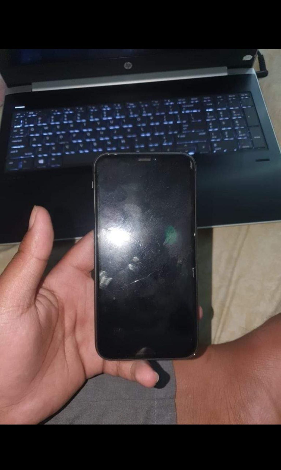 Iphone 11 non pta by Ali Mughal