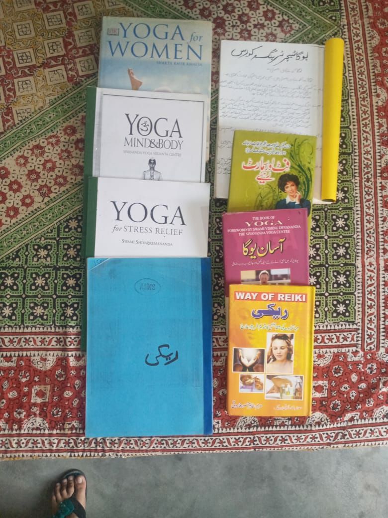 Books by Surriya Farooq