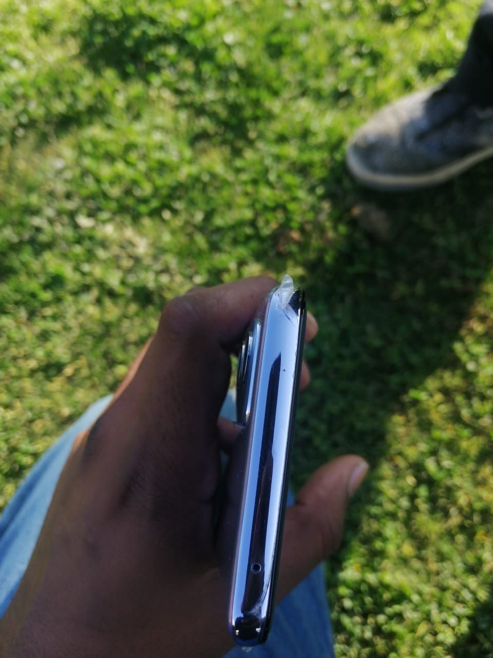 Oneplus 9 by Moazam Hussain