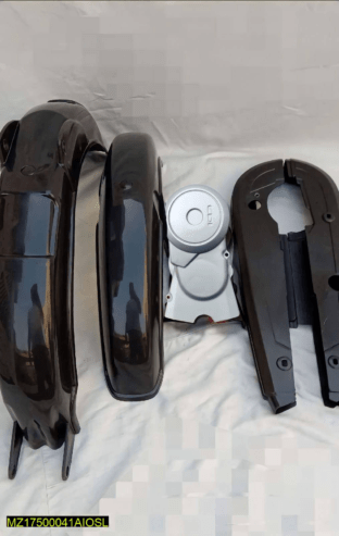 Mudguard, Chain Cover and Engine Cover by DurraniTV