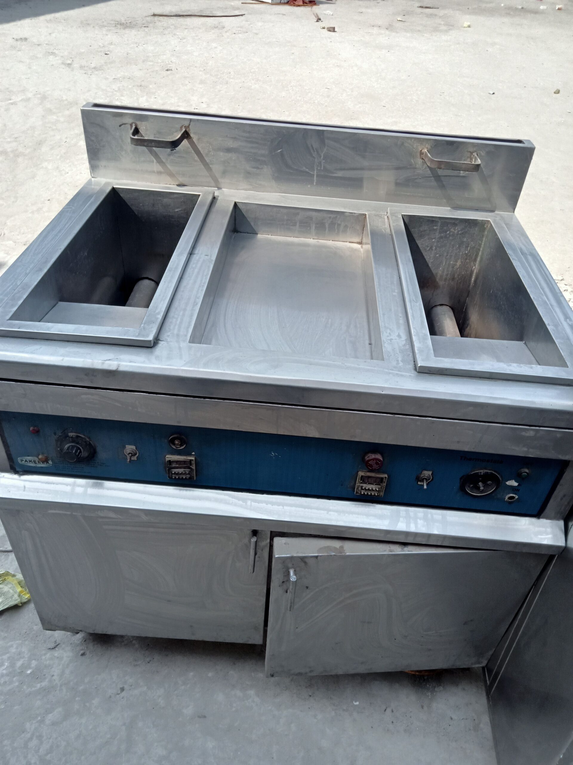 32 Liter Deep Fryer Machine Broast Roll Burger Chips 16/16 by Sulan Group