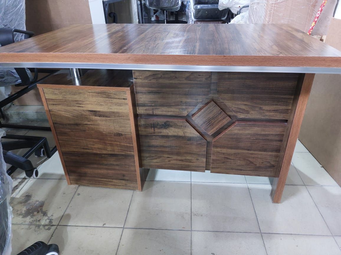 Office Table by Muhammad Ali