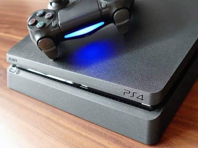 Sony playstation 4 1tb slim by Mian Sab