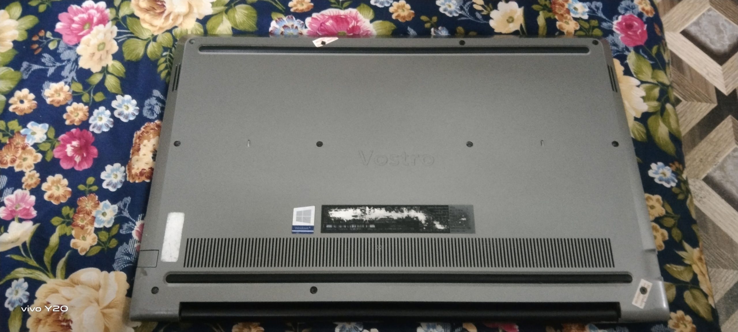 Dell Vostoro Series by Tayyab Xhk