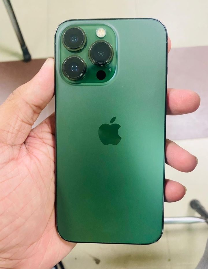 Iphone 13 pro by Najam Gujjar