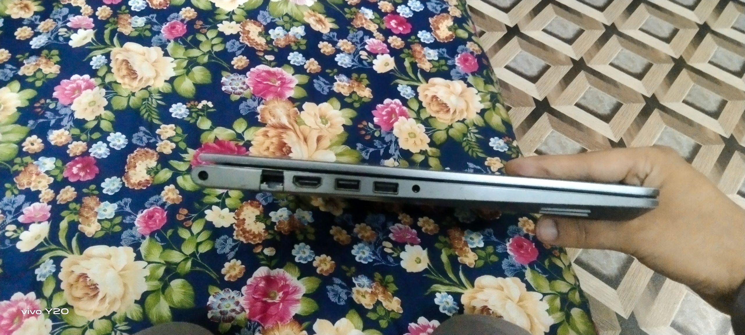 Dell Vostoro Series by Tayyab Xhk