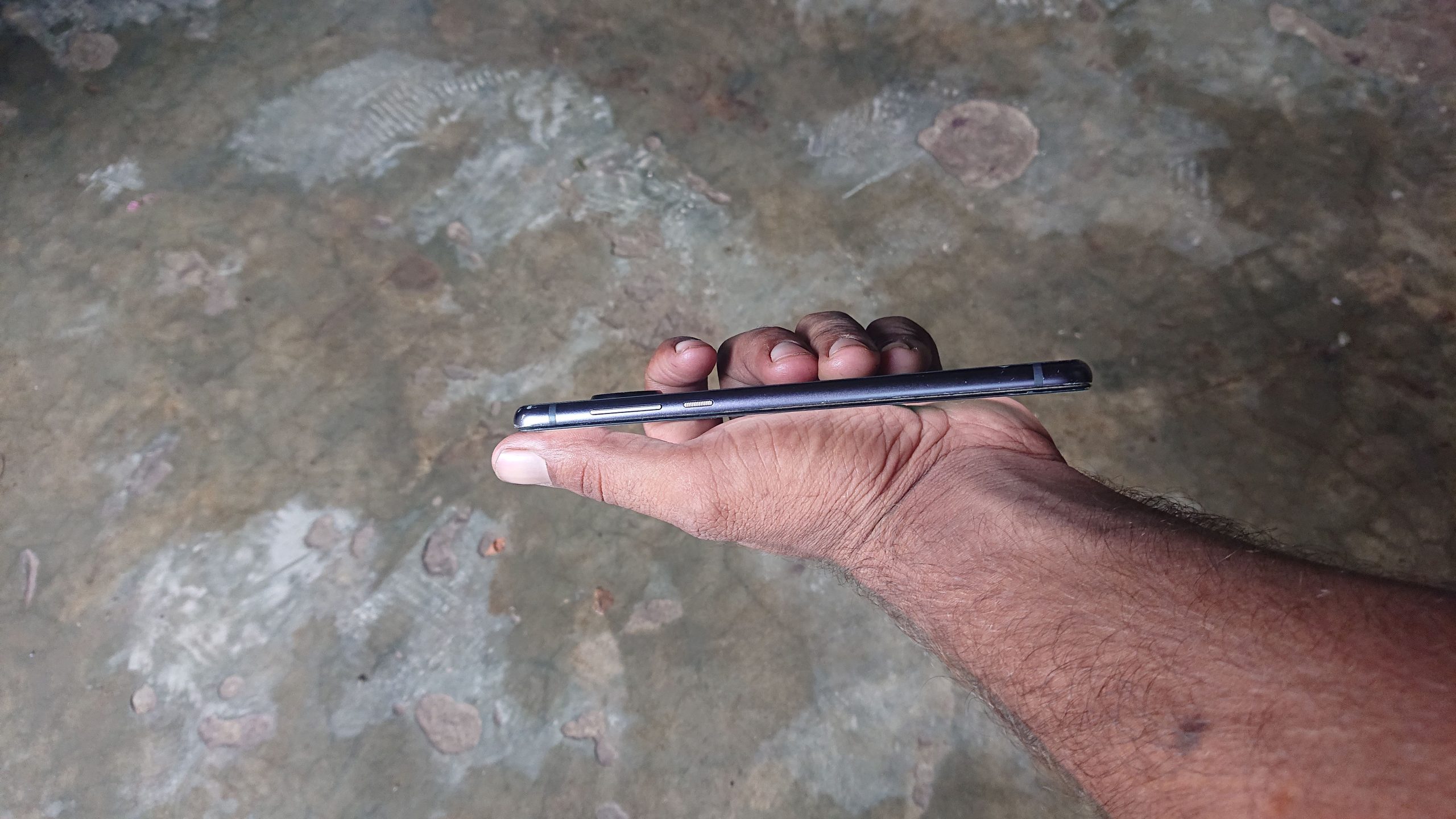 Motorola Z4 by real info