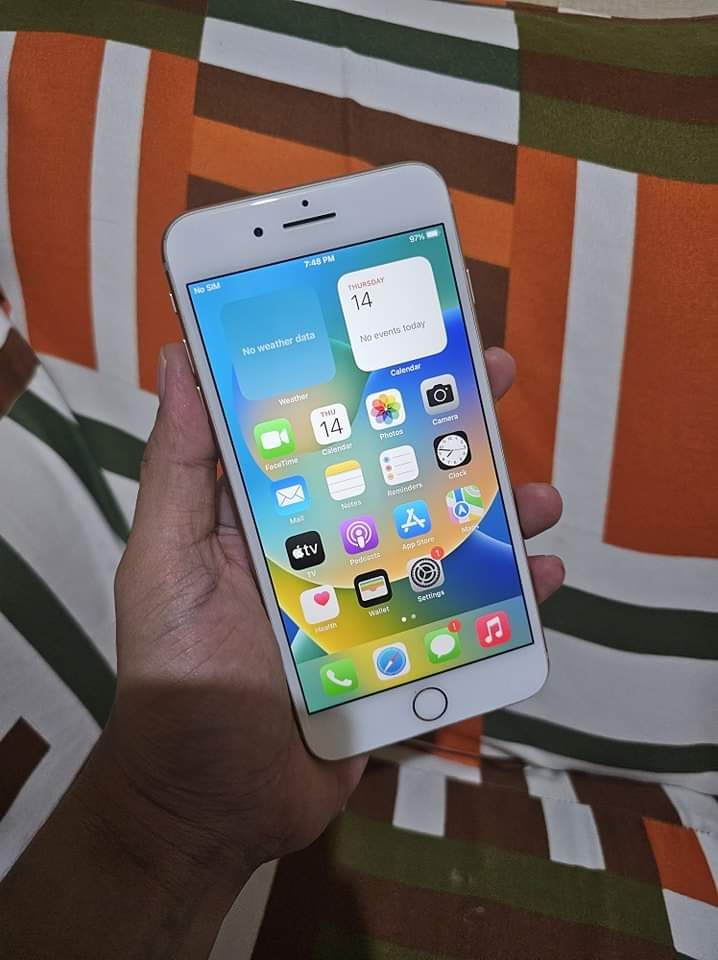 iPhone 8 plus 64 GB by Zahid Jani