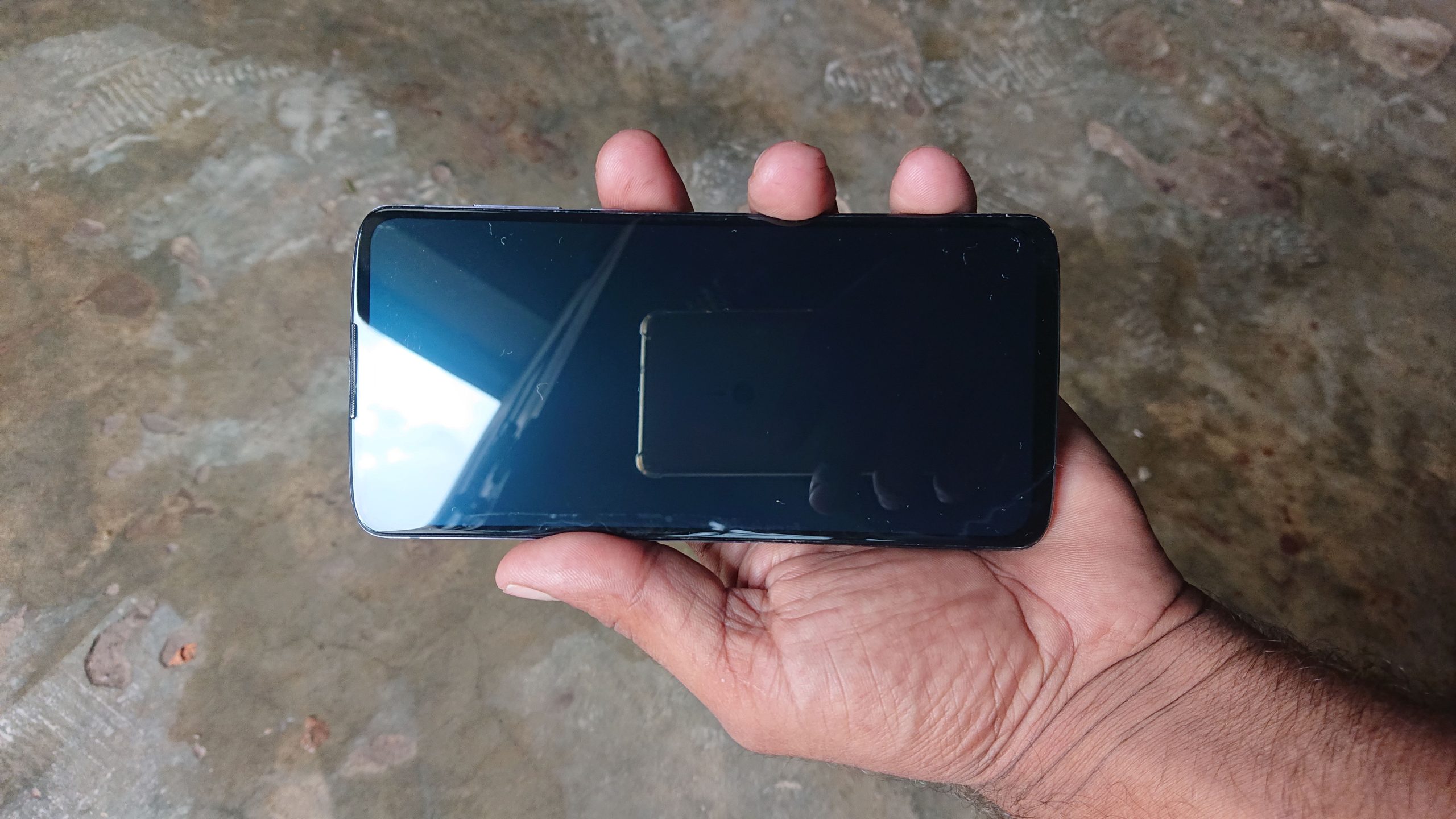 Motorola Z4 by real info