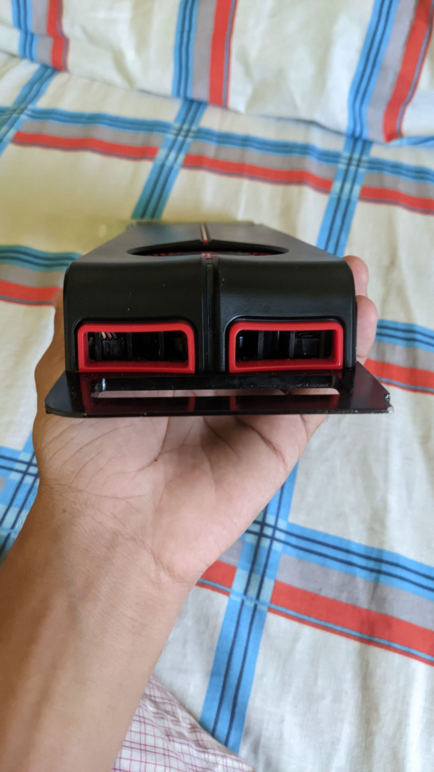 AMD Radeon HD 5870 (1GB) (256Bit) by Moiz Ansari