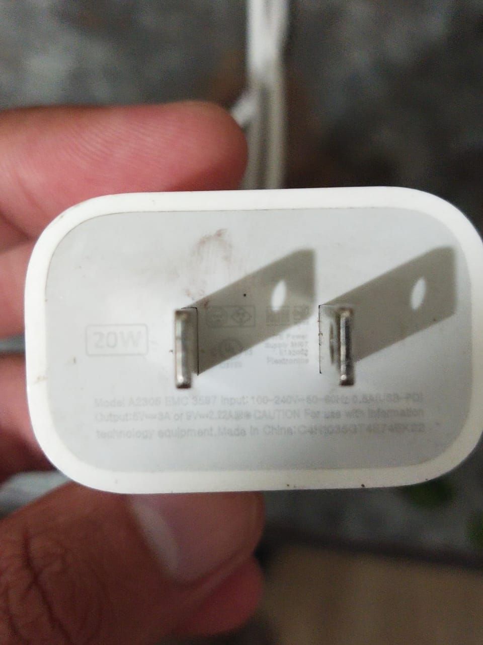 Iphone 20W original charger by Zeeshan Khan