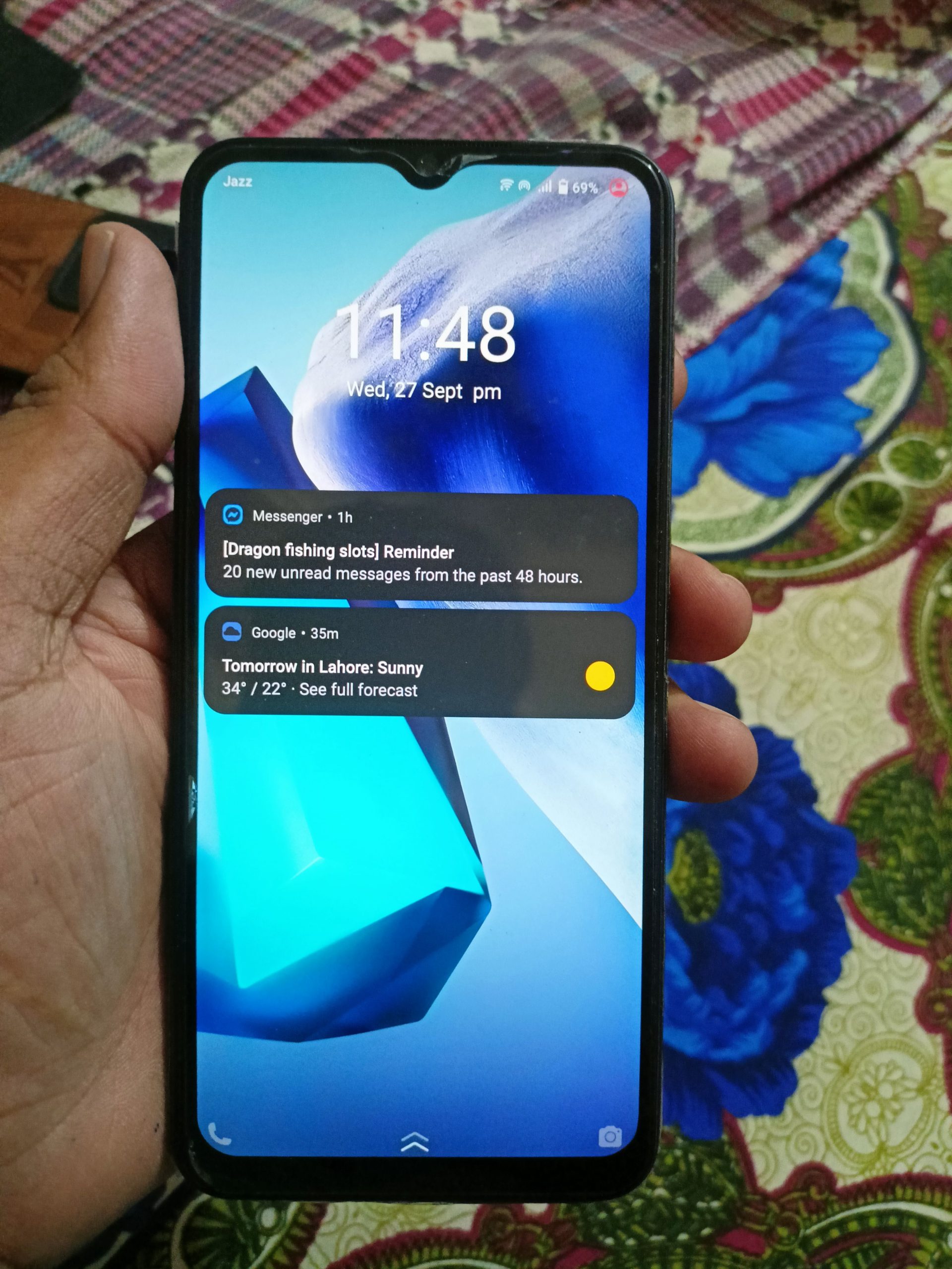 Vivo y35 8/128 by Anwaar Fareed