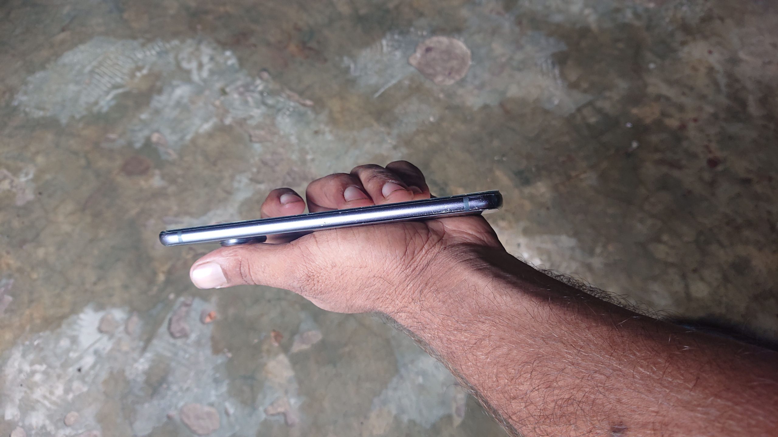 Motorola Z4 by real info