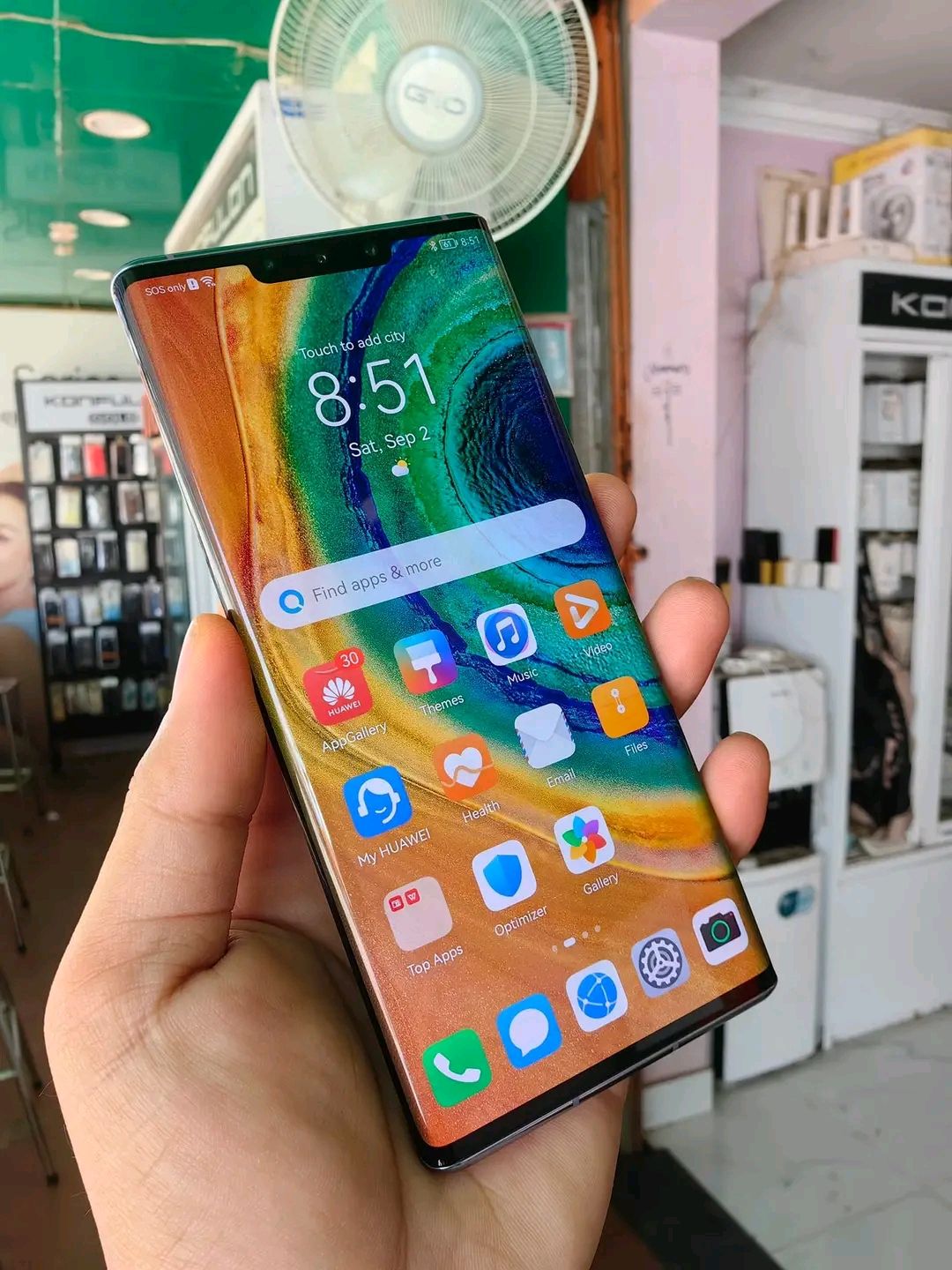 Huawei mate 30 pro 8GB RAM 256 GB by Zahid Jani