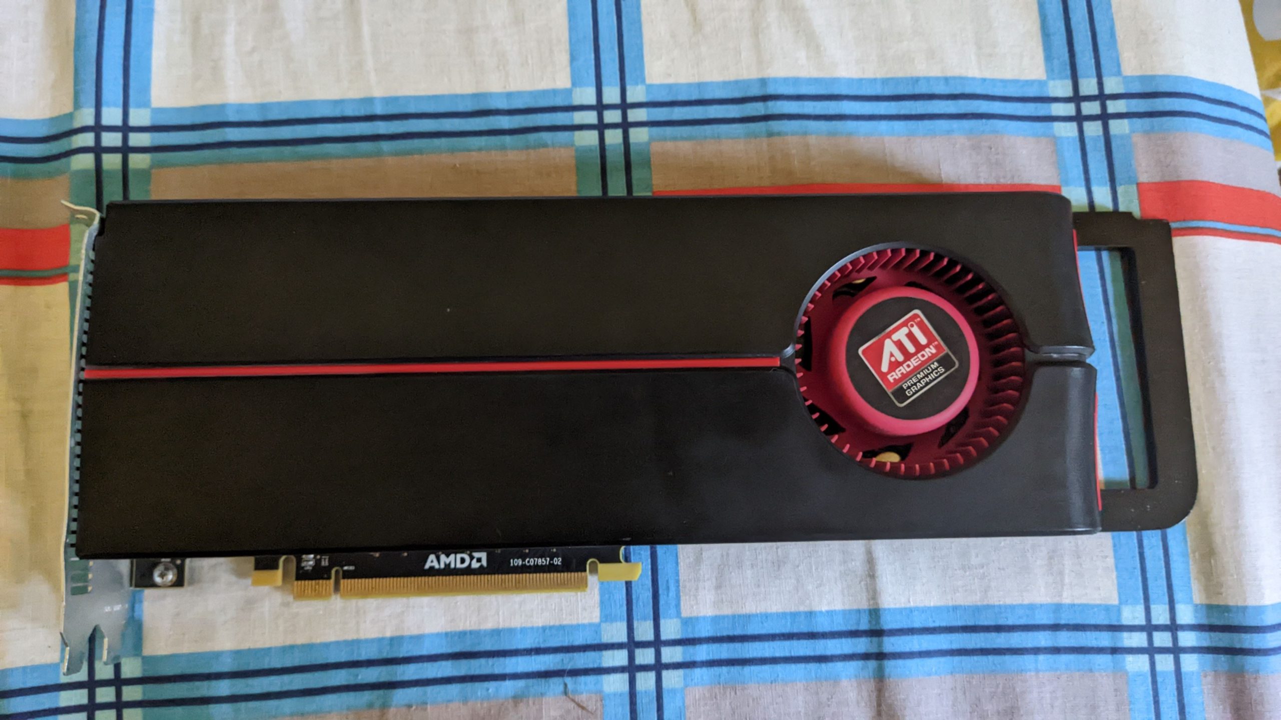 AMD Radeon HD 5870 (1GB) (256Bit) by Moiz Ansari