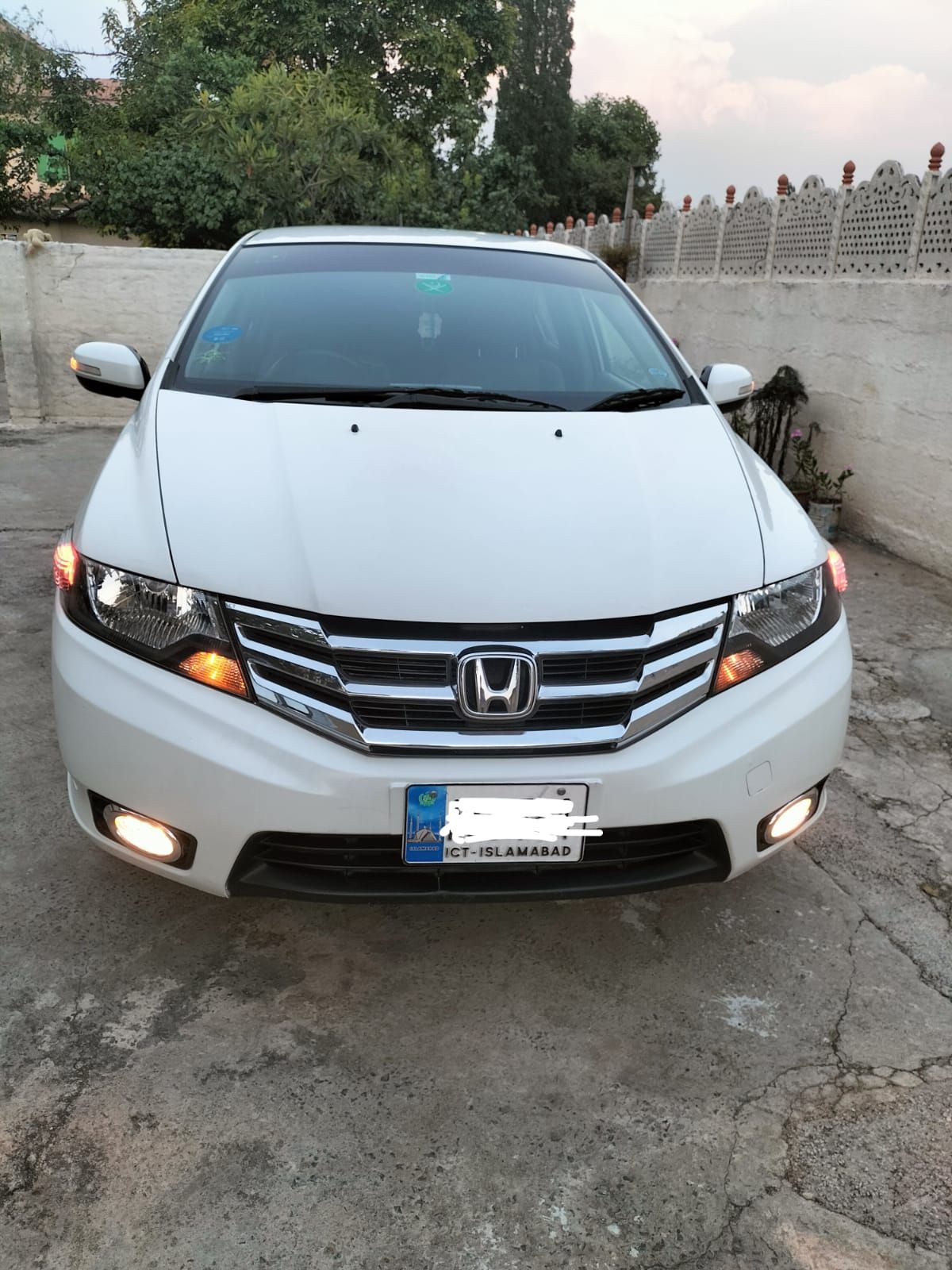 Honda City 1.3 manual Islamabad number full genuine condition by Faizan Abbasi