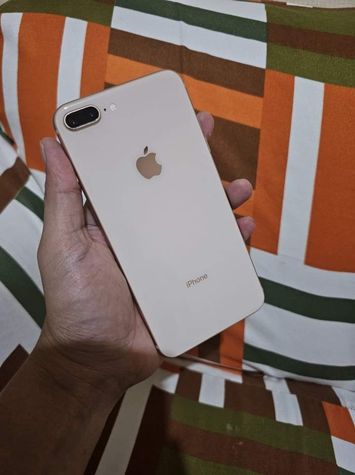 iPhone 8 plus 64 GB by Zahid Jani