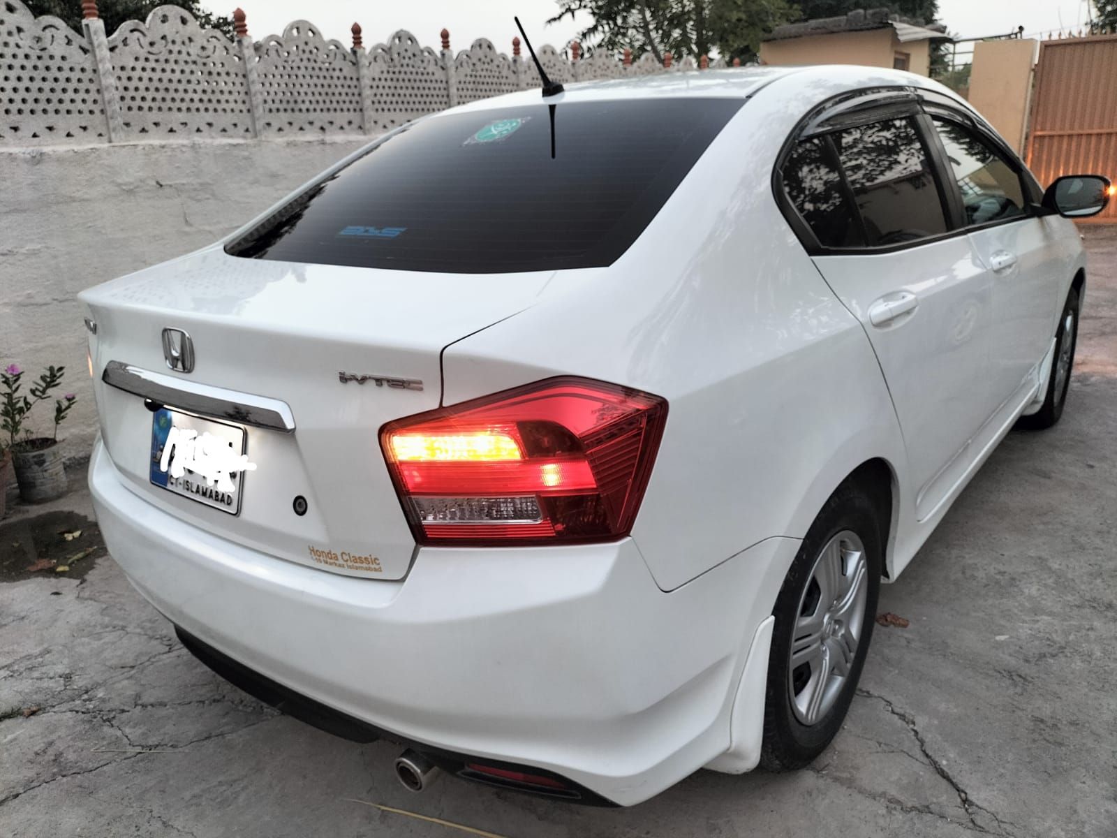 Honda City 1.3 manual Islamabad number full genuine condition by Faizan Abbasi