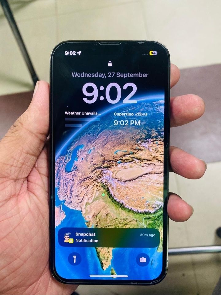 Iphone 13 pro by Najam Gujjar