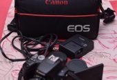 Canon 200d with 18/55 Stm lens by numan salahudin