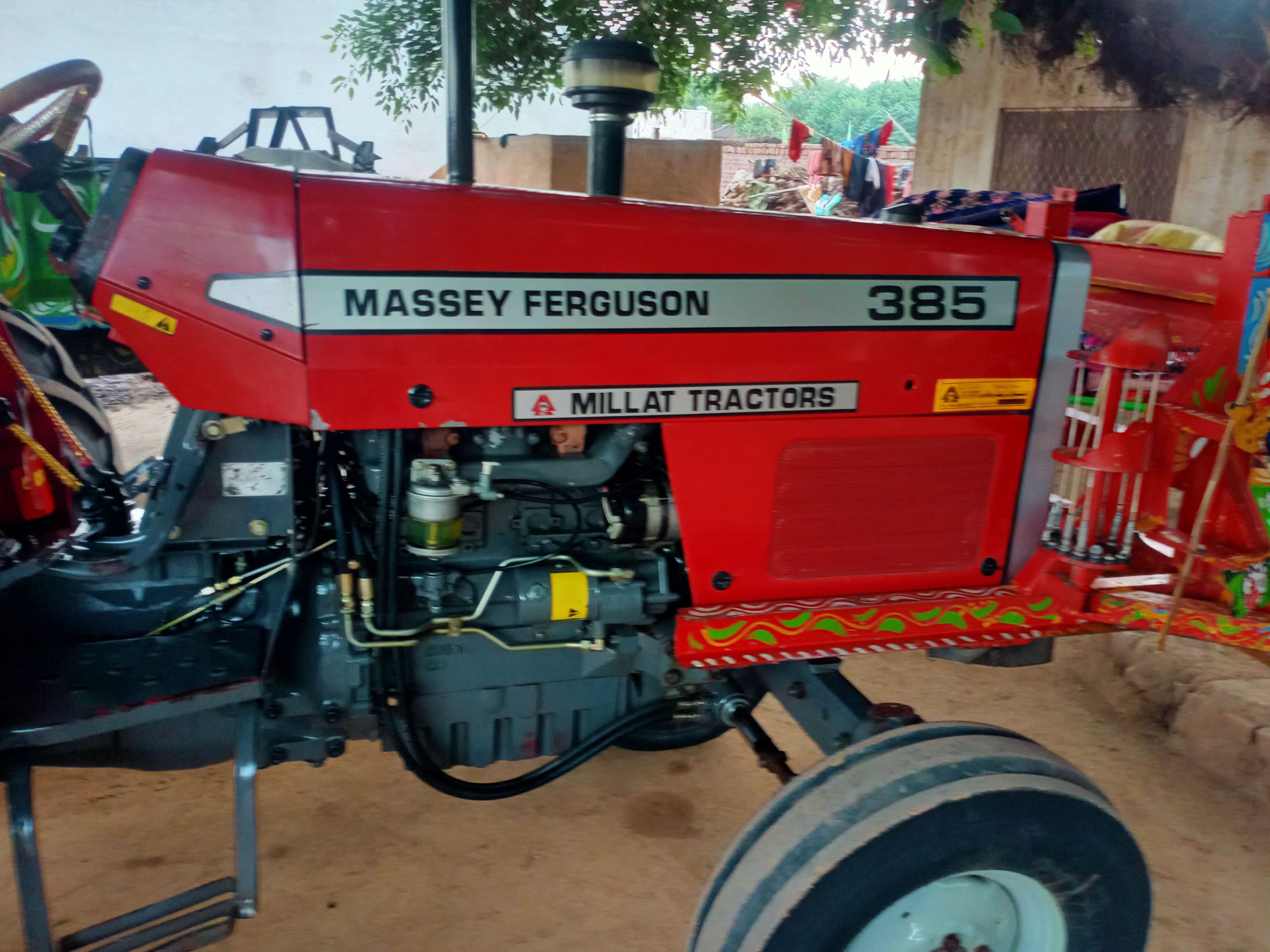 Massey ferguson 385 by JAVED KHAN