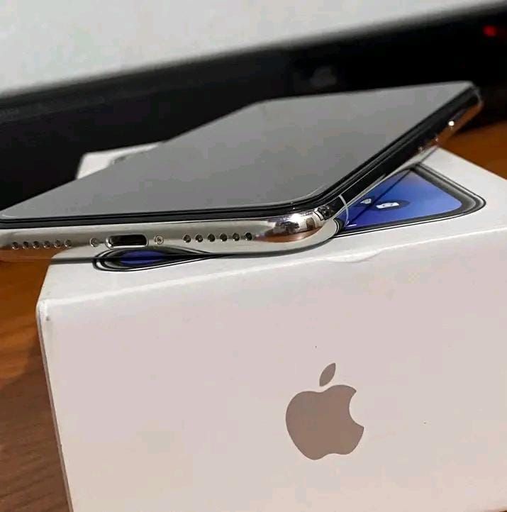 iPhone x 256 GB complete box my WhatsApp number 03489170774 by Taimur But