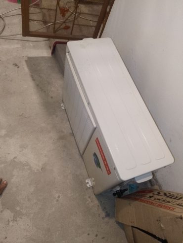 CHANGHONG RUBA DC INVERTER 1.5TON by Haris khan Khan