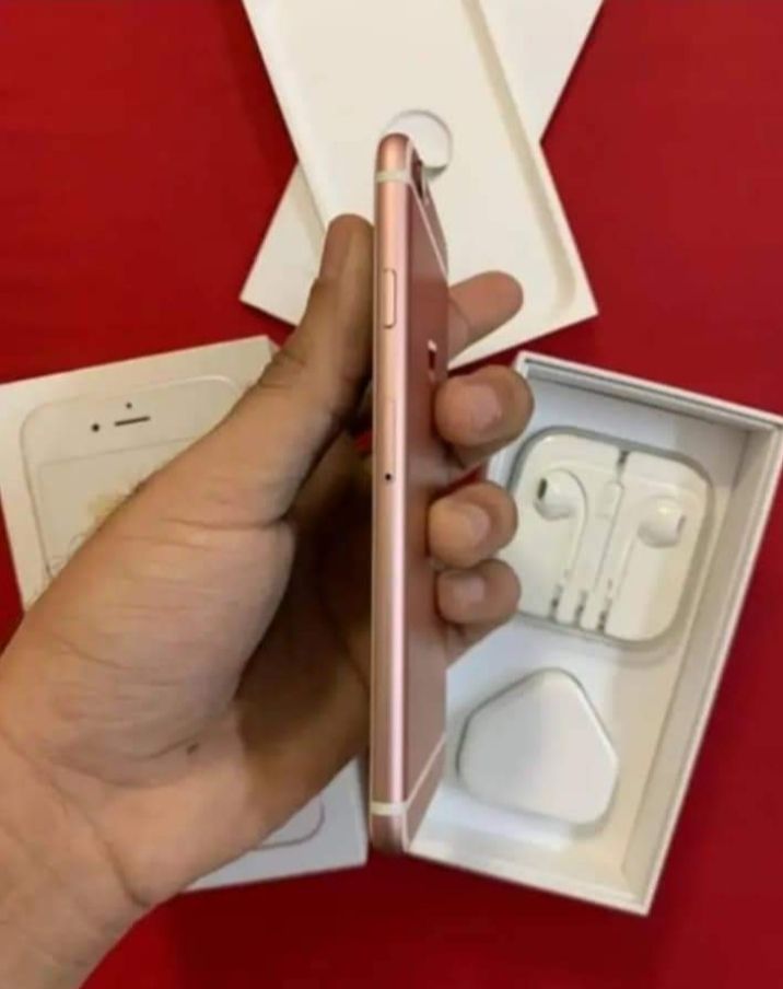 iPhone 6s plus with box 128gb PTA proof WhatsApp numb 0343/8941/534 by Syed alim shah Syed alim shah