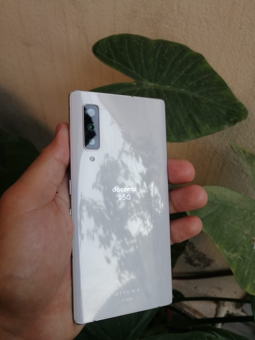 Docomo Arrows F-52a by It’s Honey