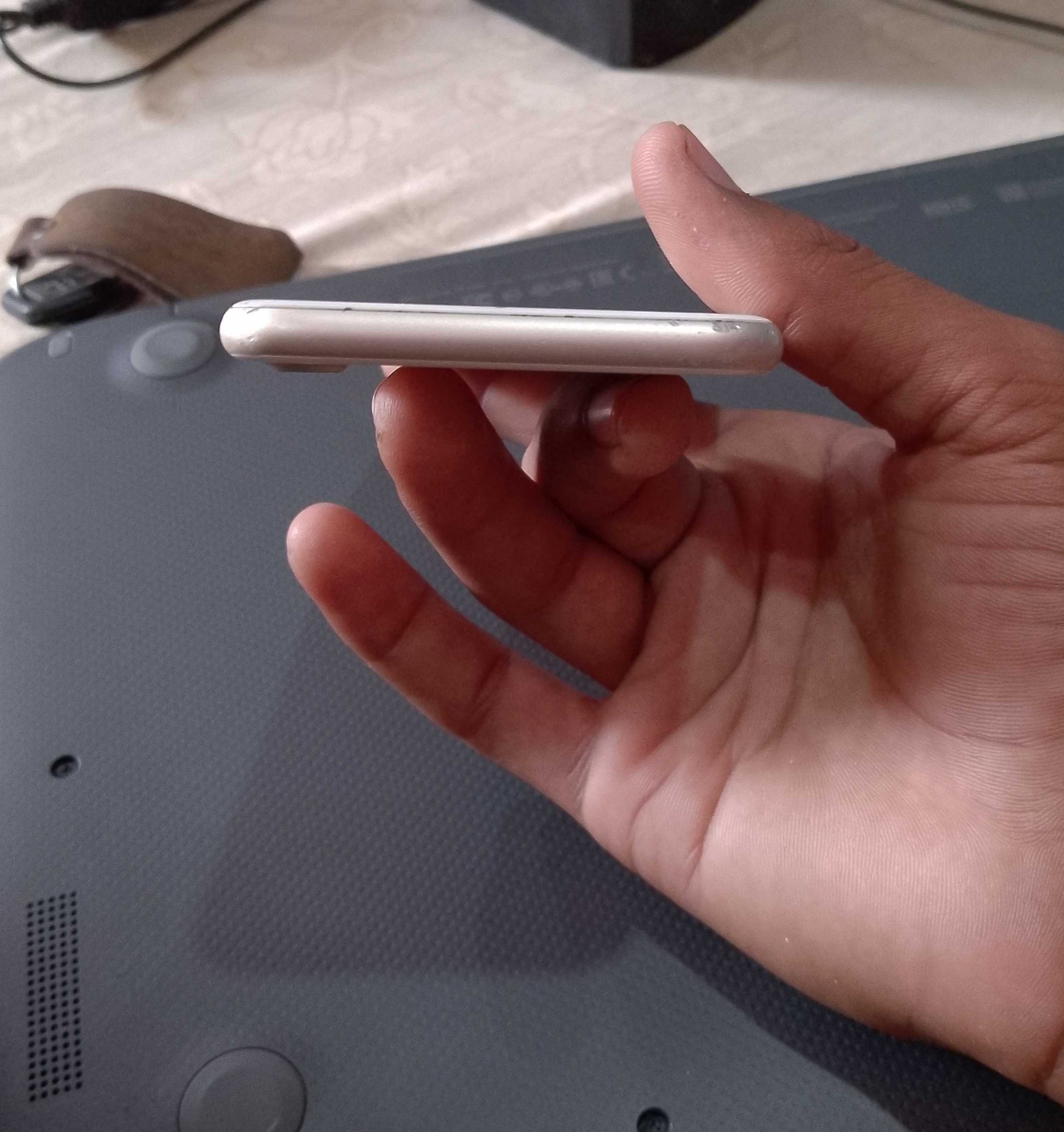 IPhone 7 for sale condition 7/10. Issue front glass changing and front by Sanwal Javed