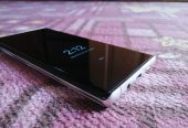 Docomo Arrows F-52a by It’s Honey