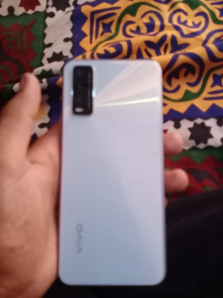Vivo y20 by راشد البلوشی