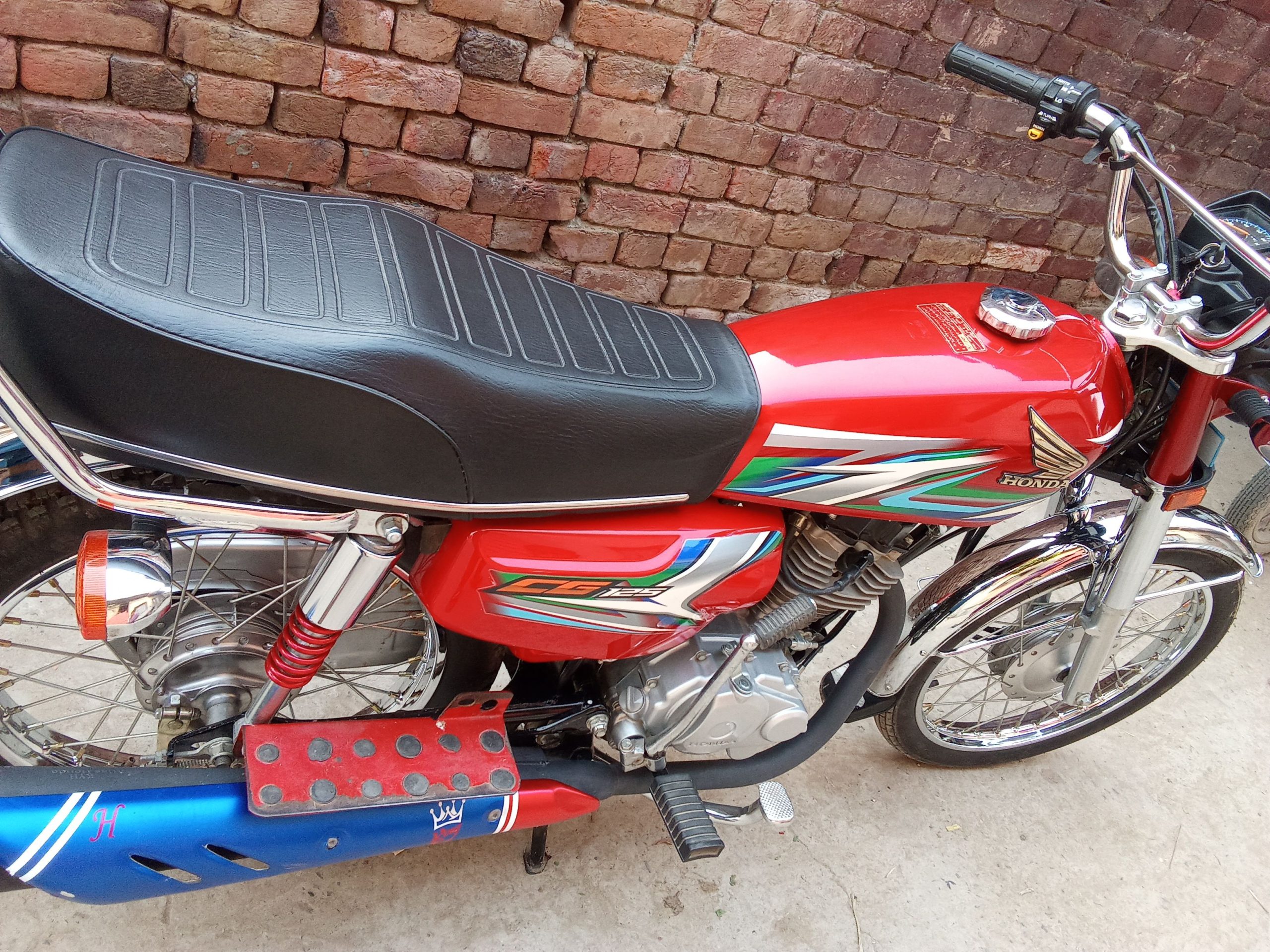 Honda 125 by Abubakar Nadeem Nadeem