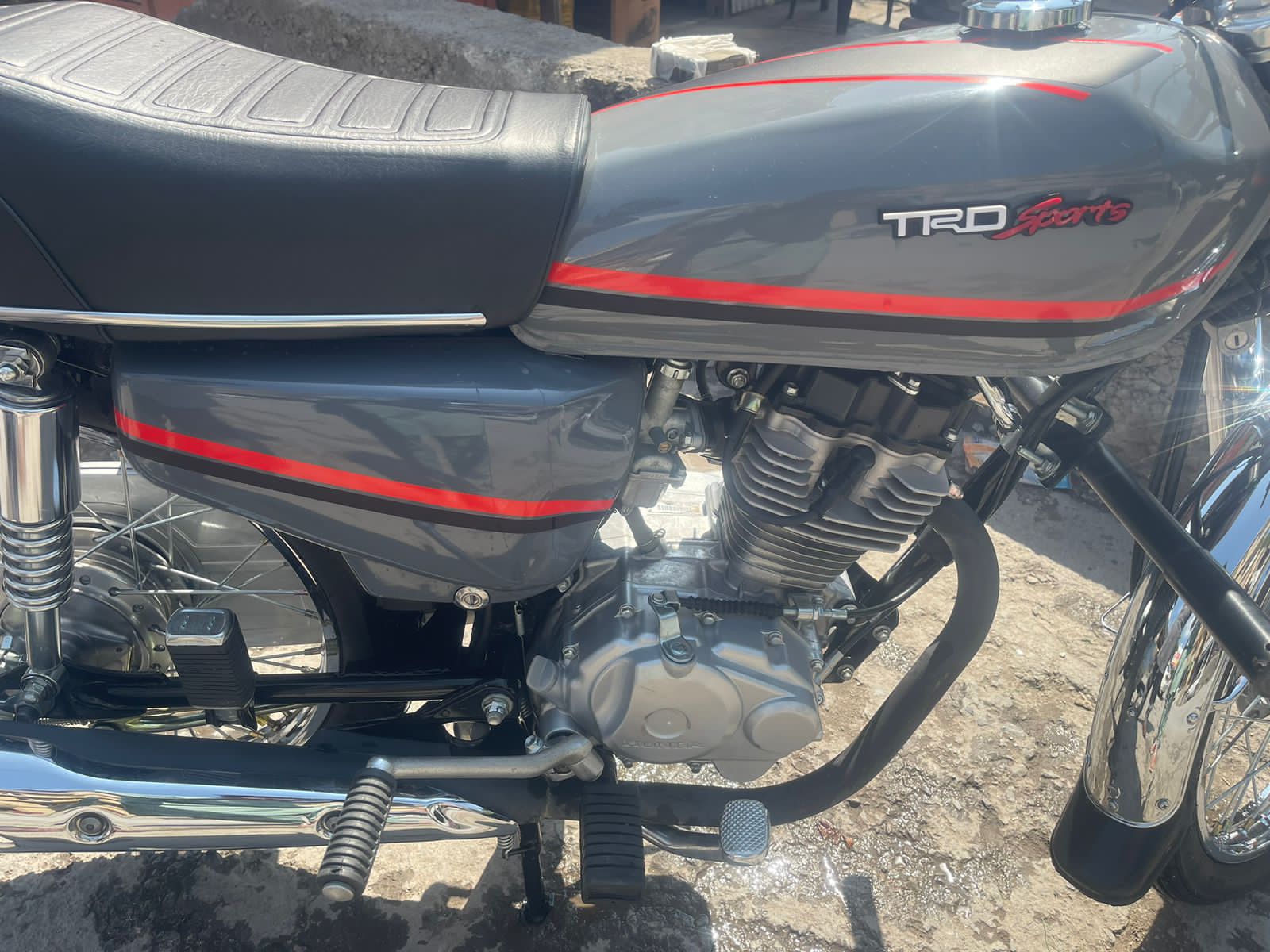 Aoa 2022 model hn last month ma ly hn 7500 chala huo hn jis na lana hn by Zeeshan abbasi