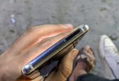 Note 8 by A M