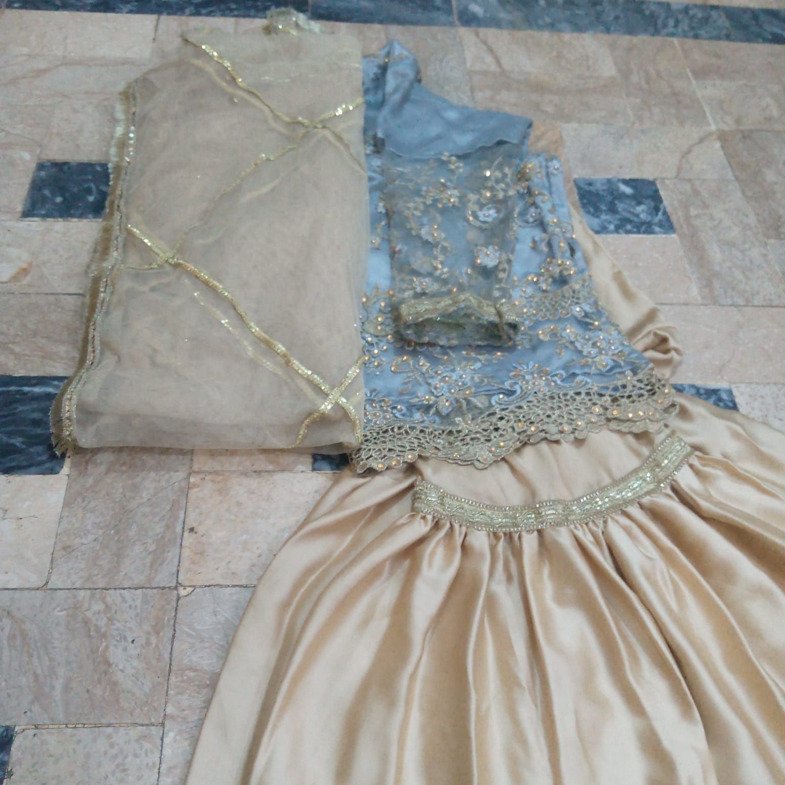 1 bar use hue hen by Mohammad Arif