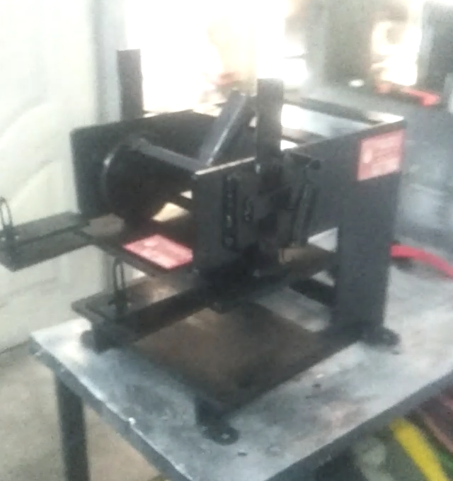 Hawai chappal setup by slipper making business