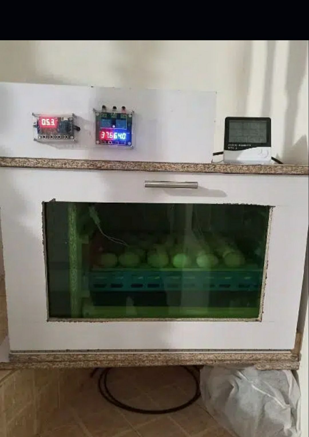 Inqubator for sale by Dr Iram