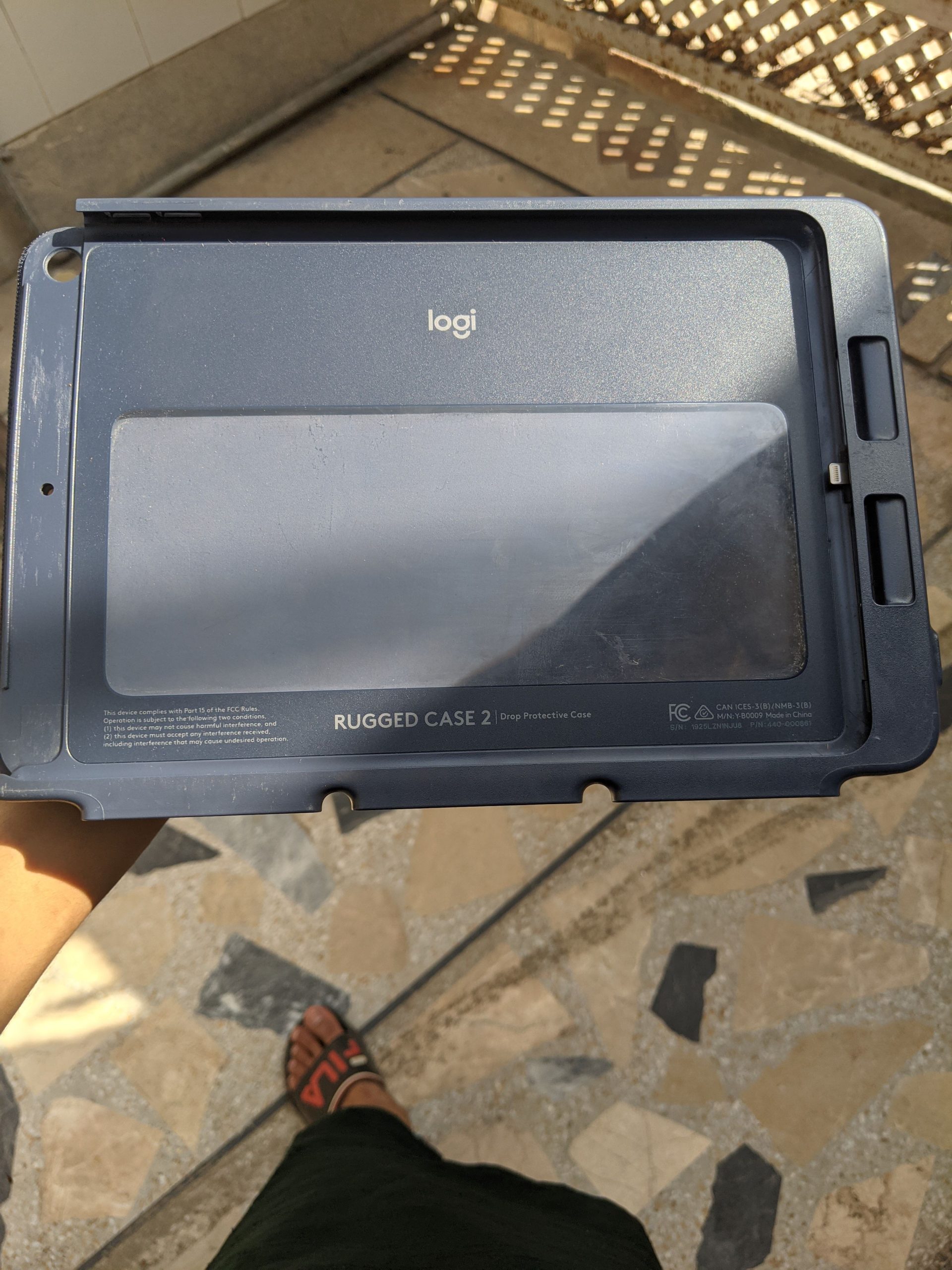 Apple iPad Air 1, 2 Very Antique Case for very Urgent sale by Taimoor games